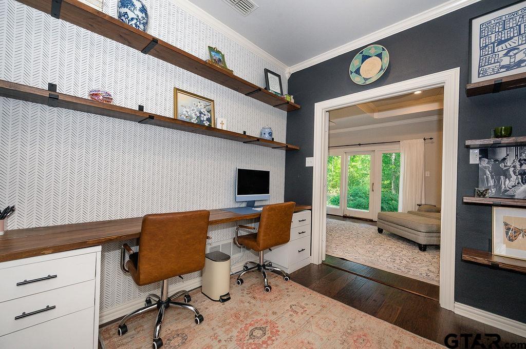 5703 Spring Creek Drive Tyler, TX 75703 - Photo 13 of 48