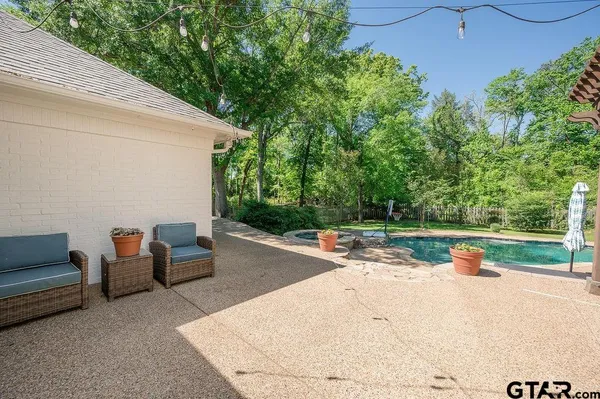 $725,000 | 5703 Spring Creek Drive, Tyler, TX 75703