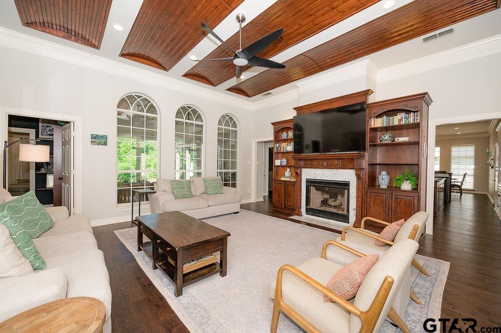 5703 Spring Creek Drive Tyler, TX 75703 - Photo 4 of 48