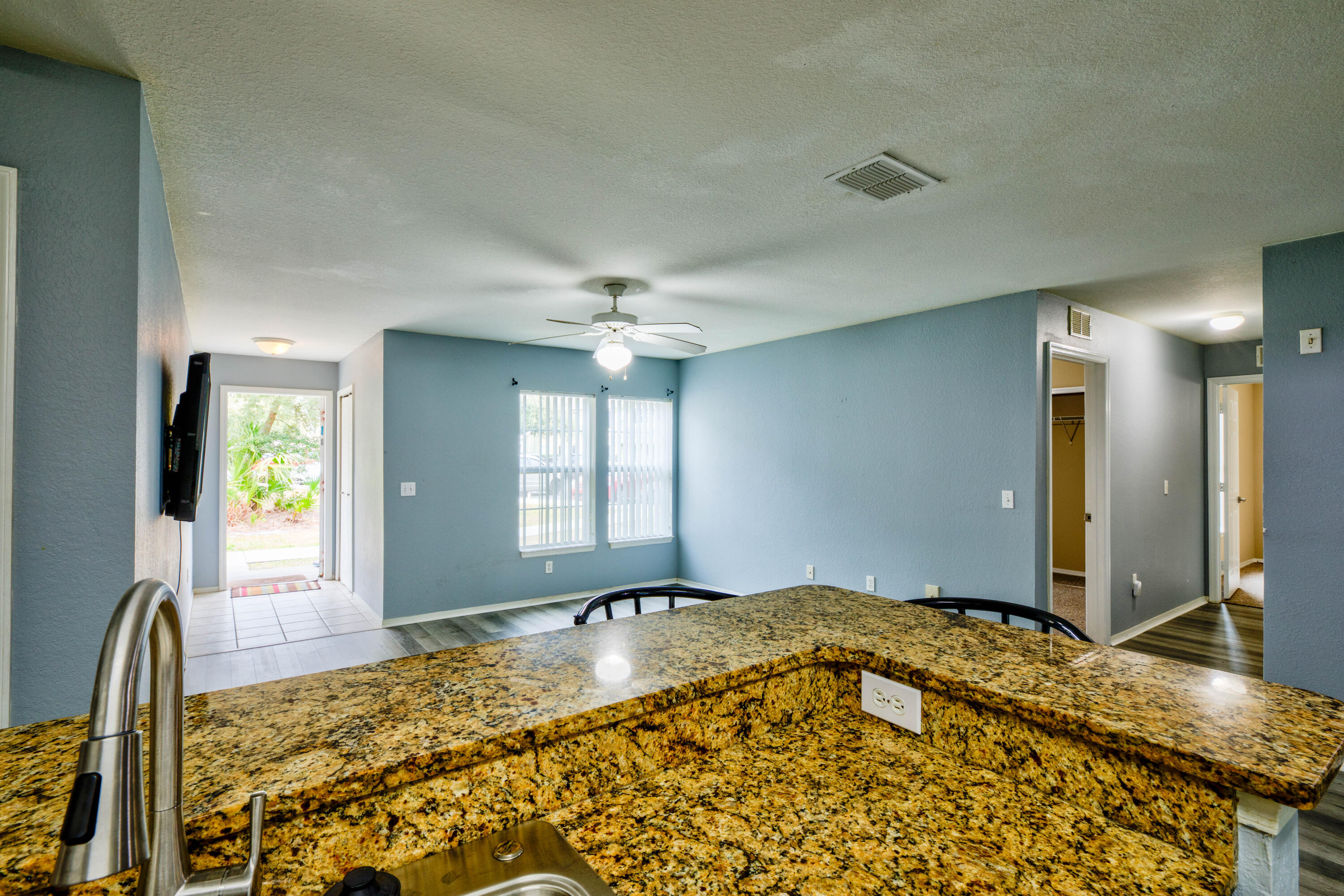 1004 Lighthouse Road, Unit 1004 Panama City Beach, FL 32407 - Photo 8 of 31 1004small-22