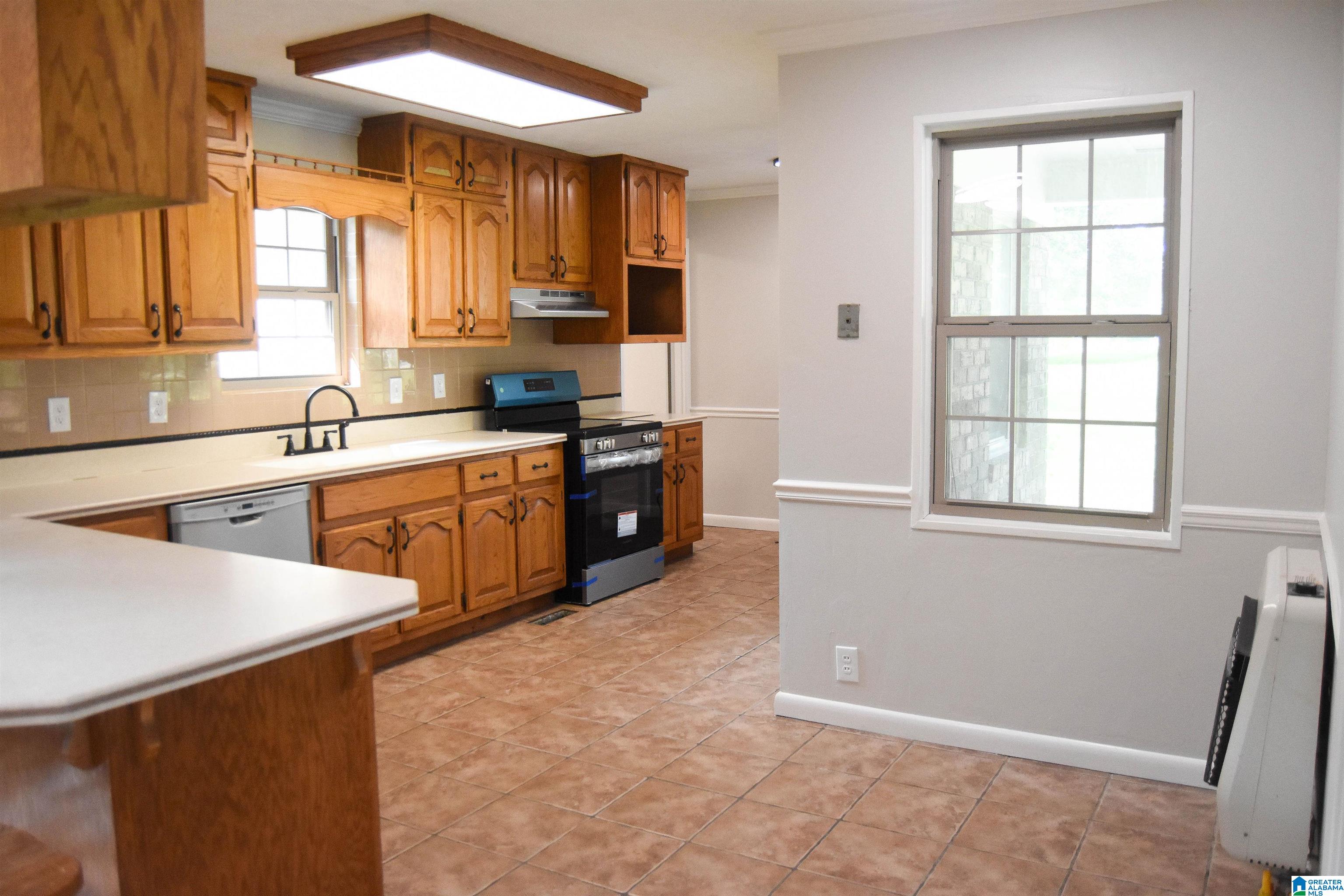 329 Airport Road Oxford, AL 36203 - Photo 13 of 50