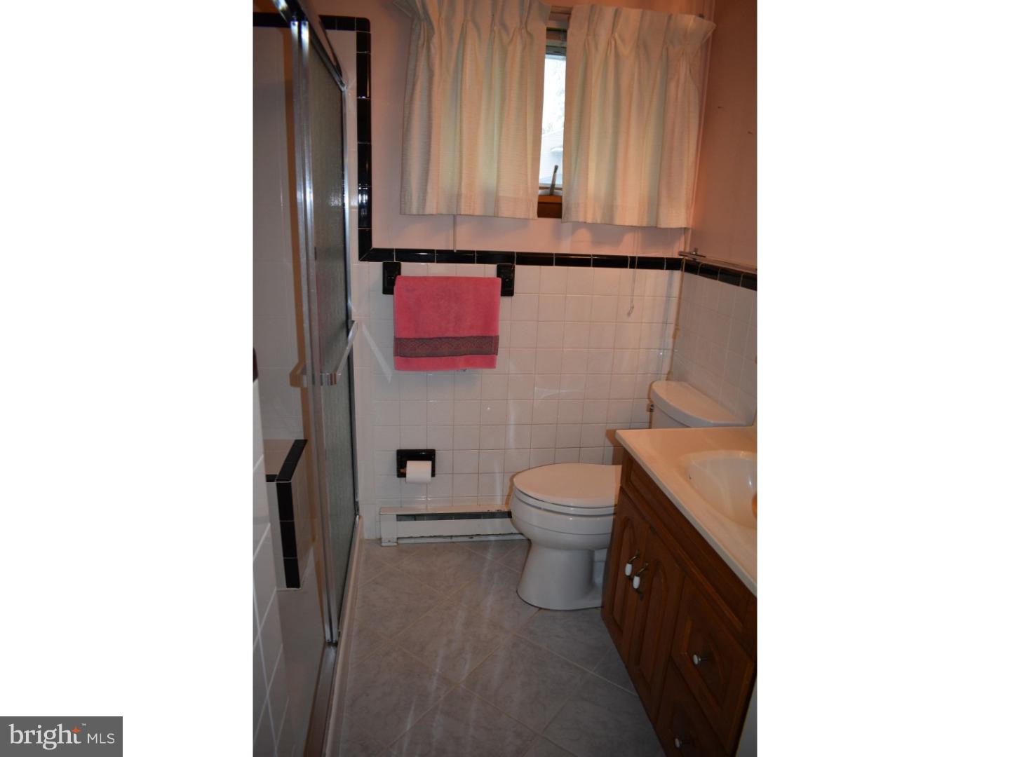 815 Chatham Road Fairless Hills, PA 19030 - Photo 11 of 23 Bathroom