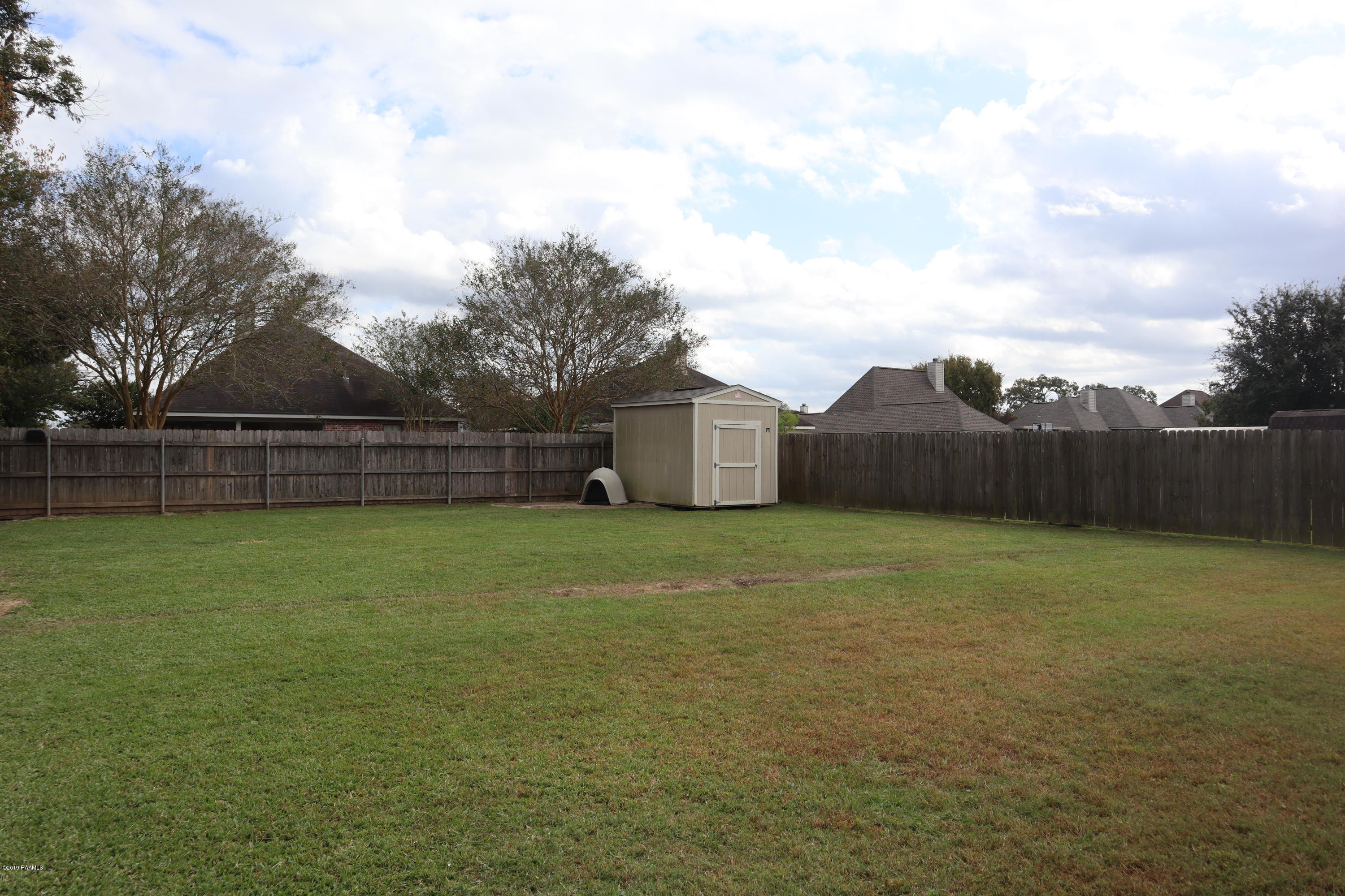213 Still Waters Road Broussard, LA 70518 - Photo 15 of 20 Gallery Image 15