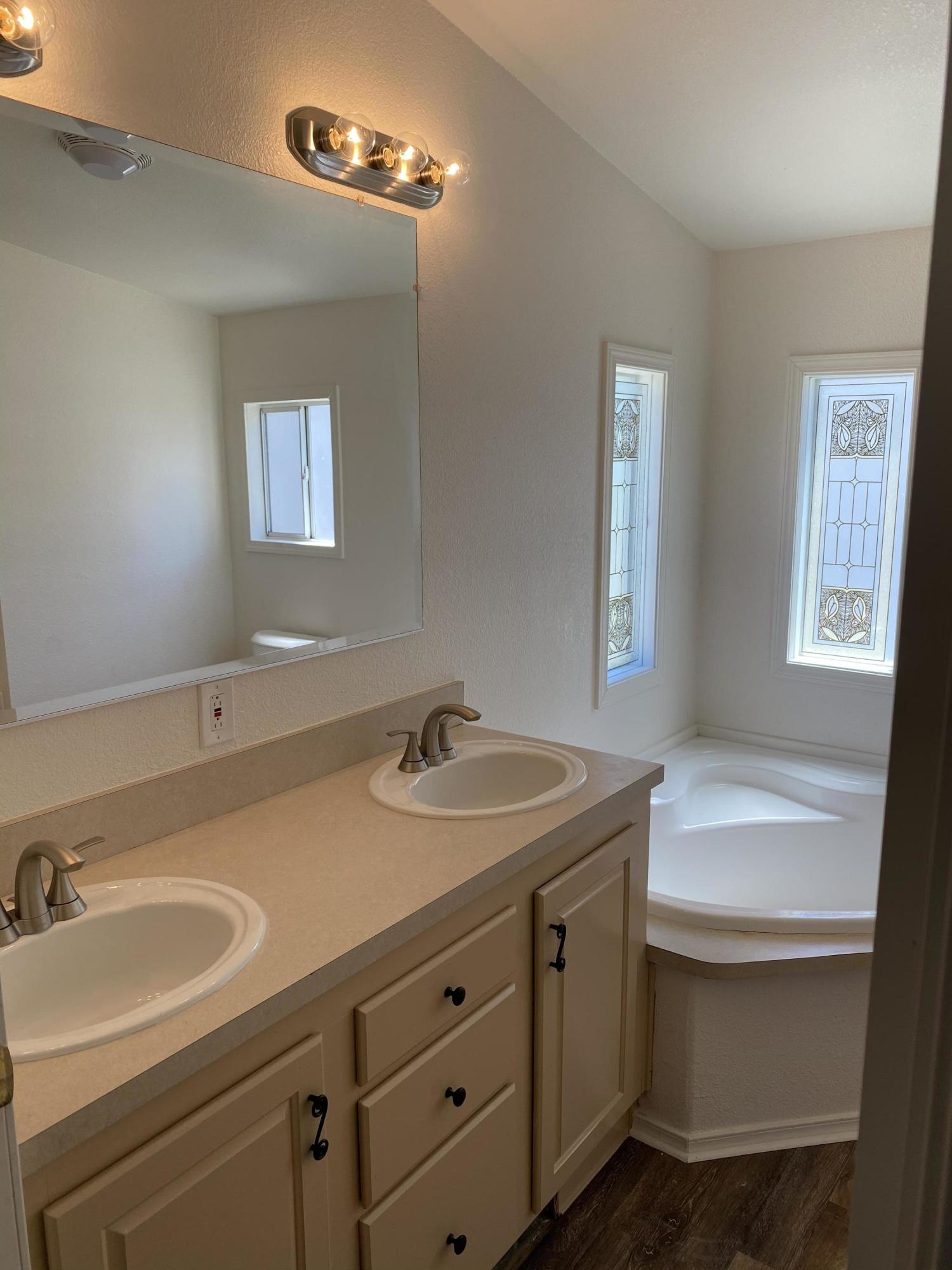 1550 Rory Lane, Unit 263 Simi Valley, CA 93063 - Photo 27 of 31 27C660BF-49C9-4FC4-905A-7ADF100E71A9