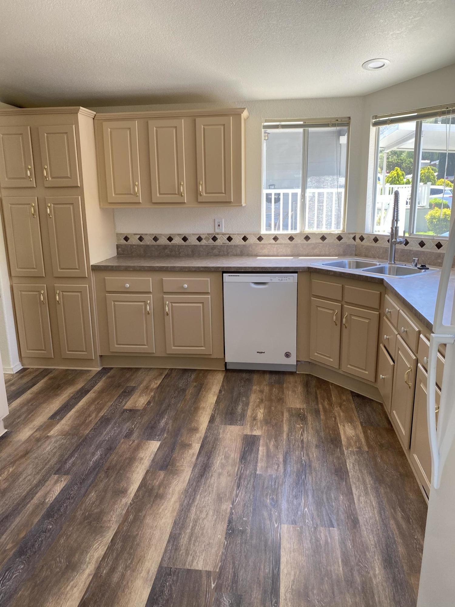 1550 Rory Lane, Unit 263 Simi Valley, CA 93063 - Photo 9 of 31 99BEA989-9C56-4A68-A682-0B537A22F203