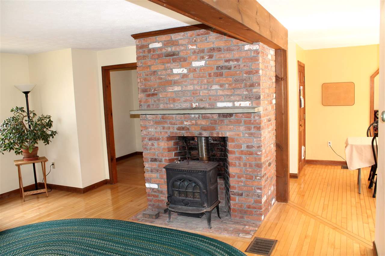 174 Joe English Road New Boston, NH 03070 - Photo 9 of 35