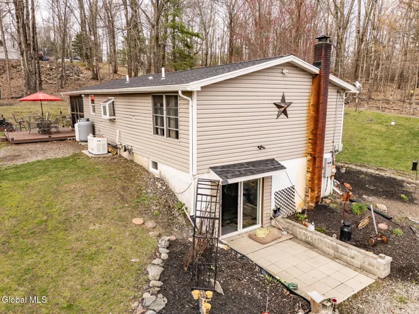 $435,500 | 26 Rapp Road, Austerlitz, NY 12017
