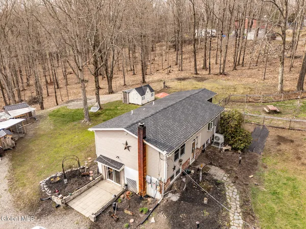 $435,500 | 26 Rapp Road, Austerlitz, NY 12017