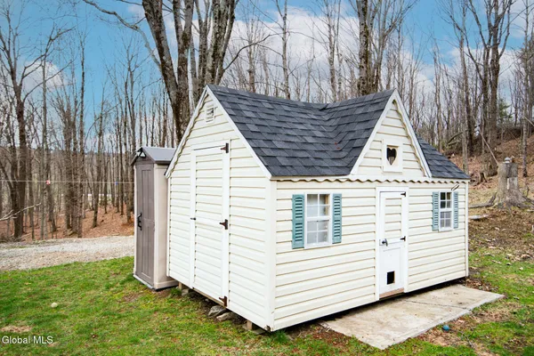 $435,500 | 26 Rapp Road, Austerlitz, NY 12017