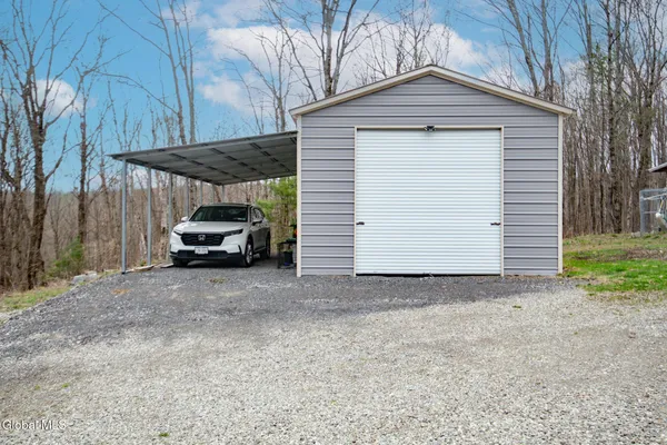 $435,500 | 26 Rapp Road, Austerlitz, NY 12017