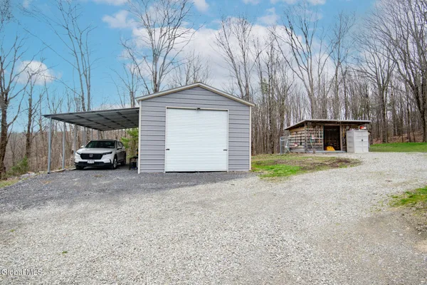 $435,500 | 26 Rapp Road, Austerlitz, NY 12017