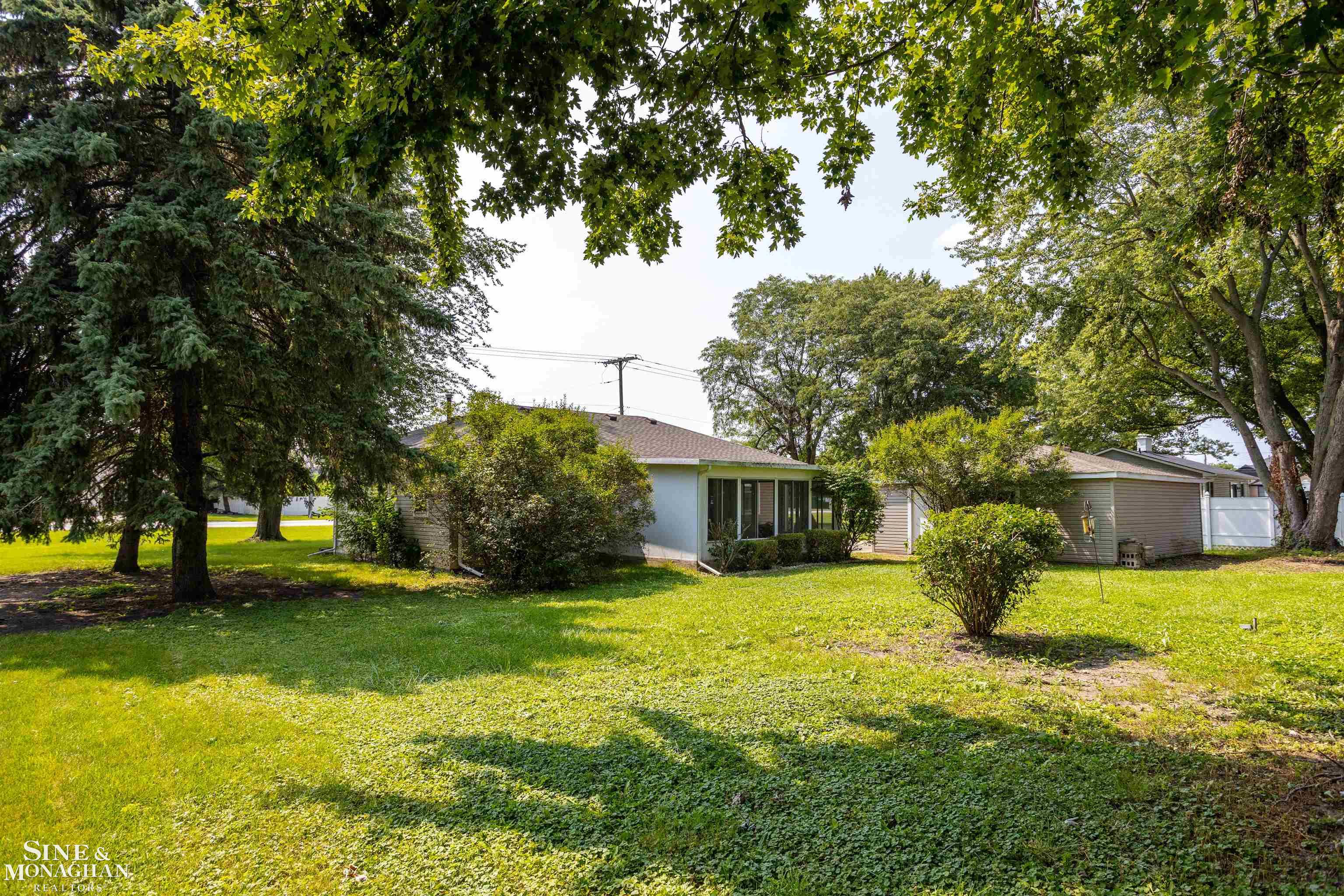 28453 Cotton Road New Baltimore, MI 48047 - Photo 31 of 36 50152171-0c078840-9565-48dd-9ddf-7d00b145f4b2.JPG