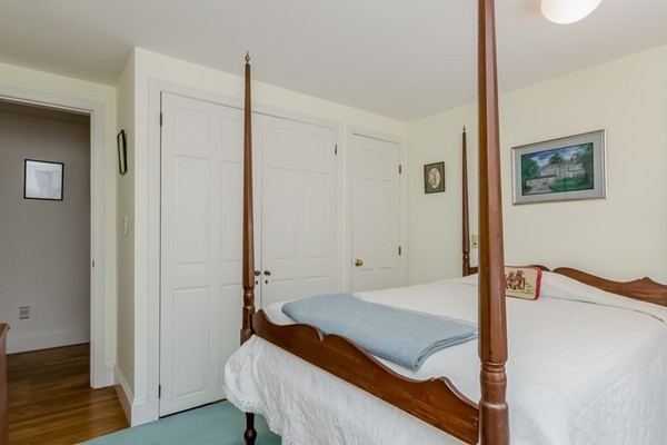 17 Forster Road Manchester, MA 01944 - Photo 19 of 28 Gallery Image 19