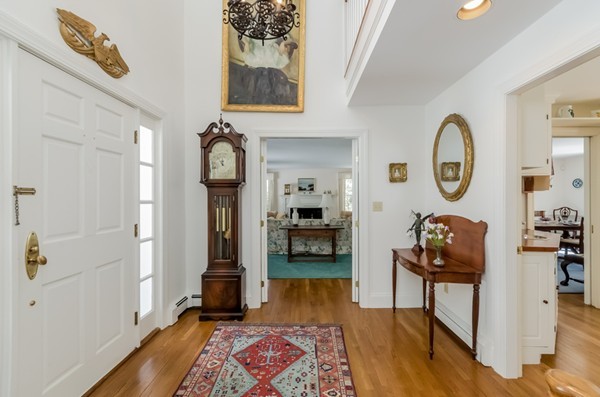 17 Forster Road Manchester, MA 01944 - Photo 4 of 28 Gallery Image 4