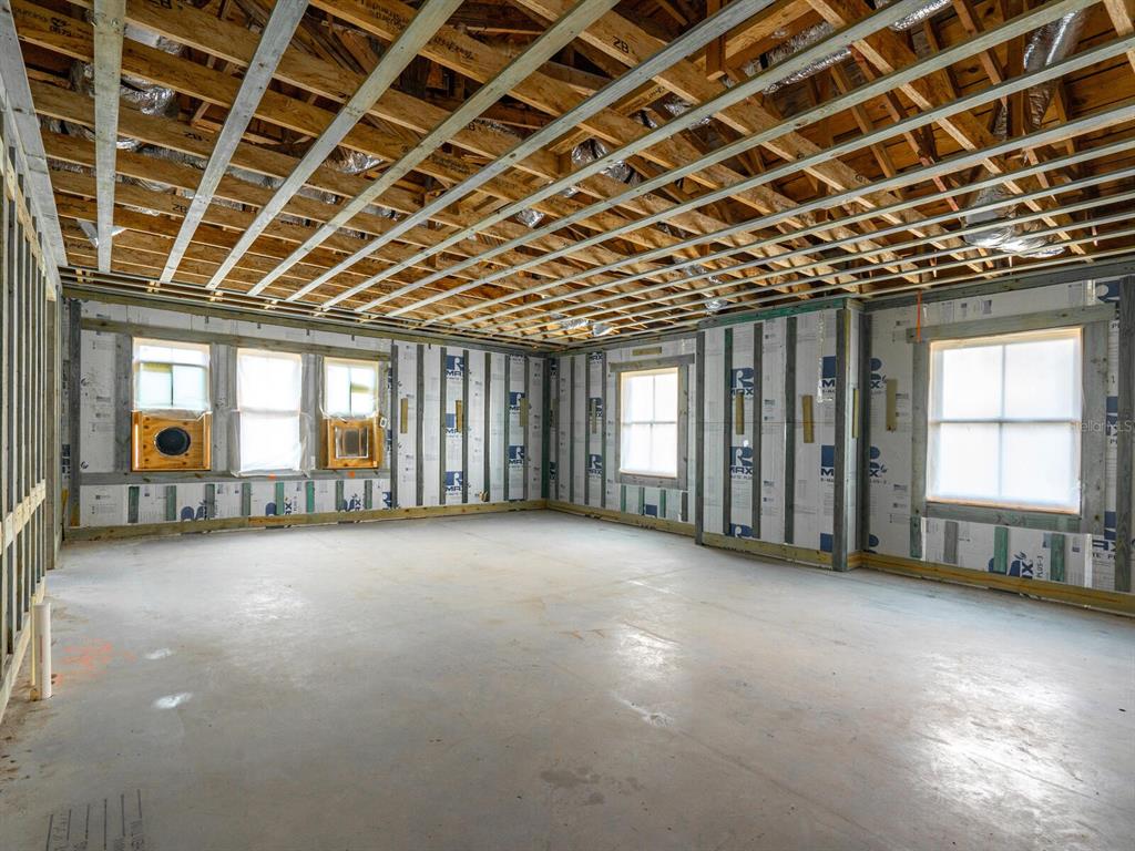 600 North Jackson Road Venice, FL 34292 - Photo 20 of 61 a view of an empty room with windows