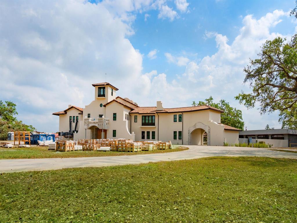 600 North Jackson Road Venice, FL 34292 - Photo 50 of 61 a view of house with outdoor space and sitting space