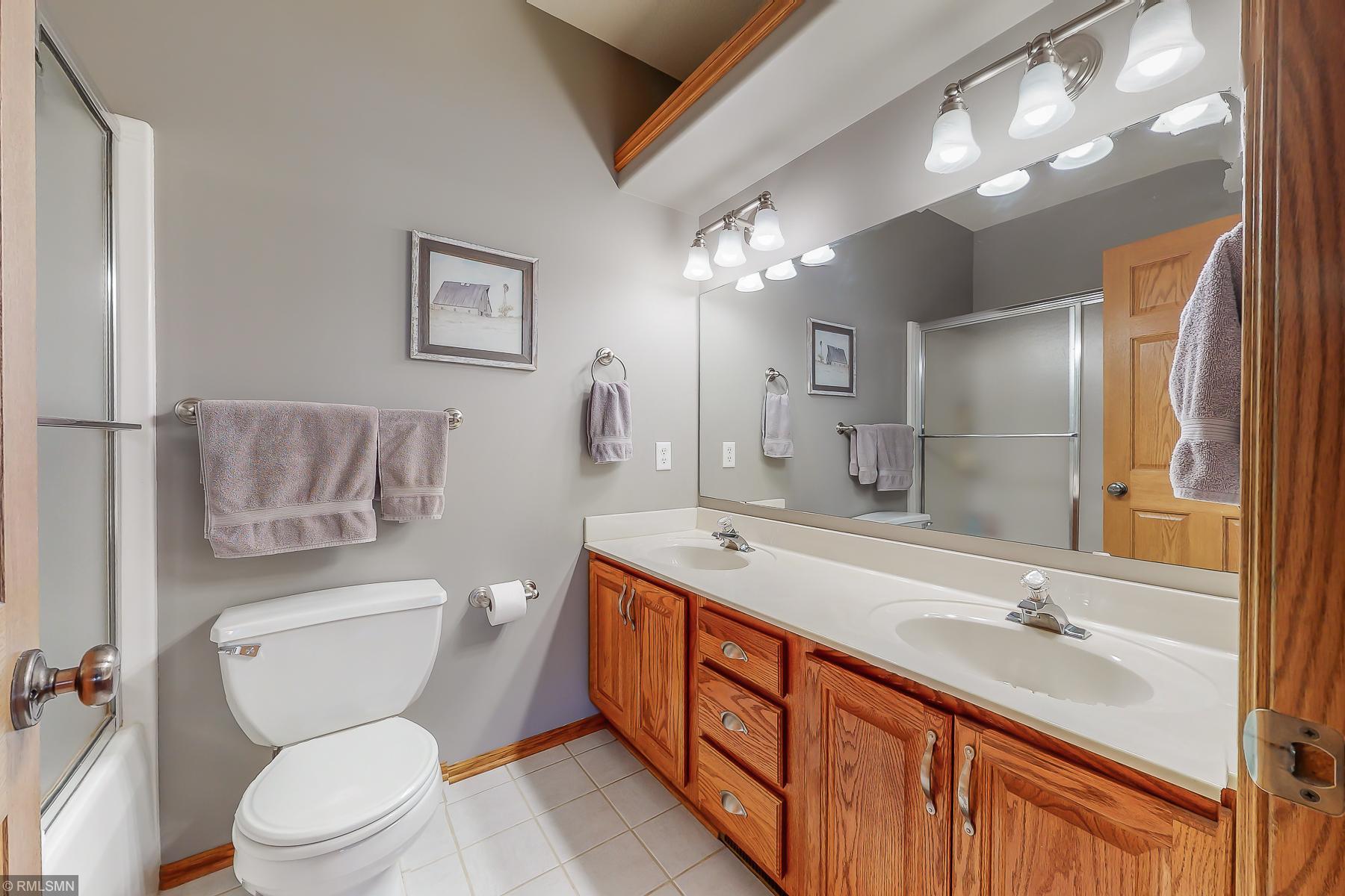 3621 Nottingham Drive Northwest Rochester, MN 55901 - Photo 15 of 33