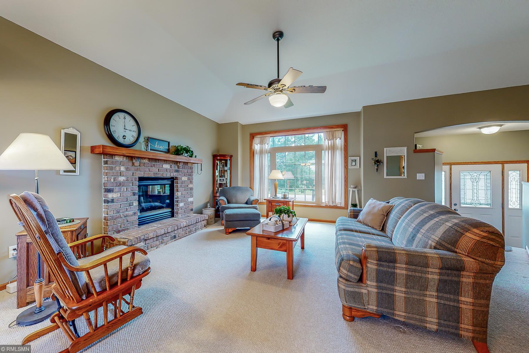 3621 Nottingham Drive Northwest Rochester, MN 55901 - Photo 5 of 33