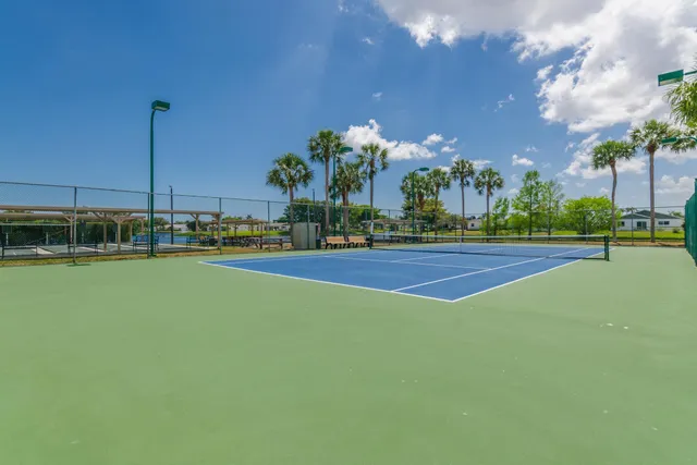 a view of a tennis court