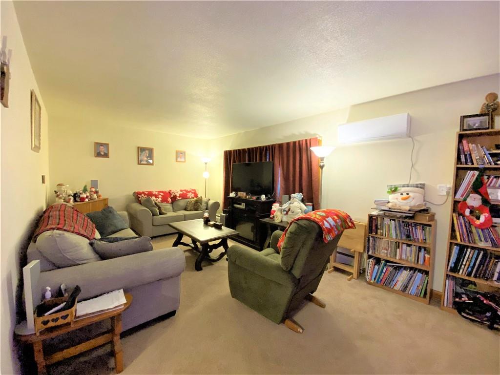 216 Cober Road Somerset, PA 15501 - Photo 7 of 19 Gallery Image 7