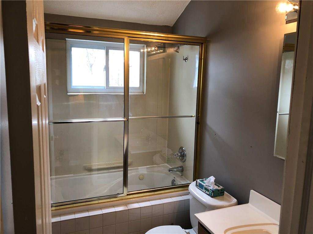 265 Olympic Road Pittsburgh, PA 15236 - Photo 16 of 19 Gallery Image 16