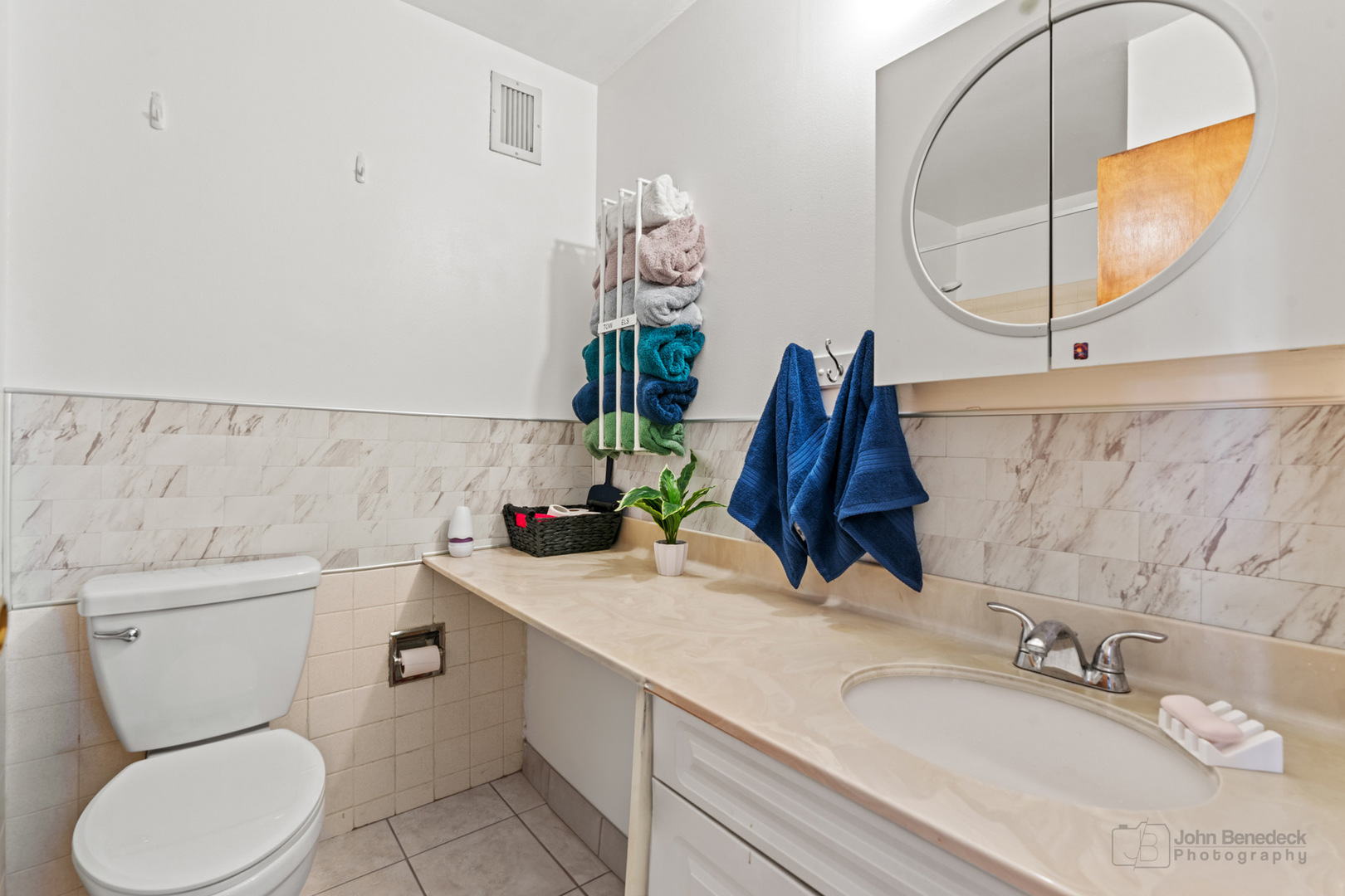 8809 West Golf Road, Unit 2C Niles, IL 60714 - Photo 12 of 26 Gallery Image 12