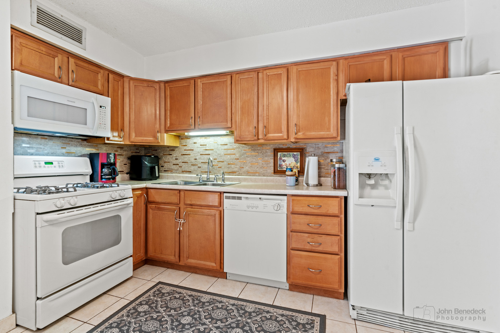 8809 West Golf Road, Unit 2C Niles, IL 60714 - Photo 6 of 26 Gallery Image 6