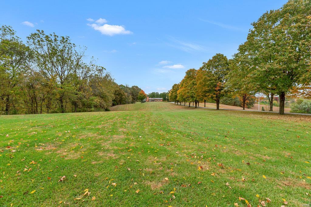 2041 Stemler Road Columbia, IL 62236 - Photo 11 of 49 Gallery Image 11