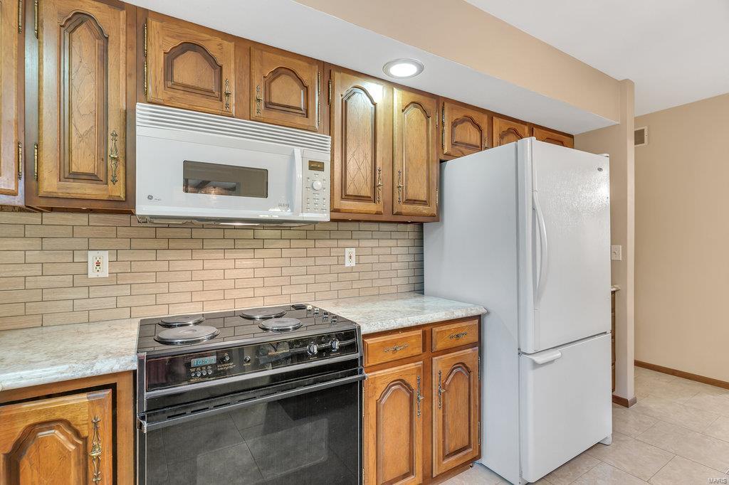 2041 Stemler Road Columbia, IL 62236 - Photo 17 of 49 Gallery Image 17
