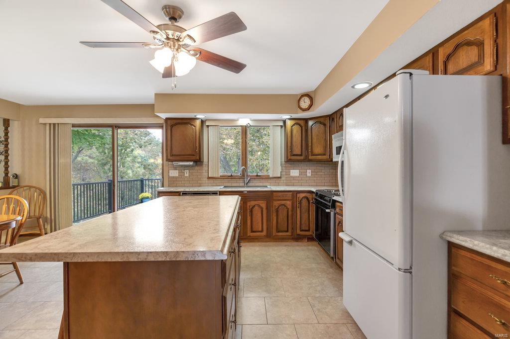 2041 Stemler Road Columbia, IL 62236 - Photo 18 of 49 Gallery Image 18