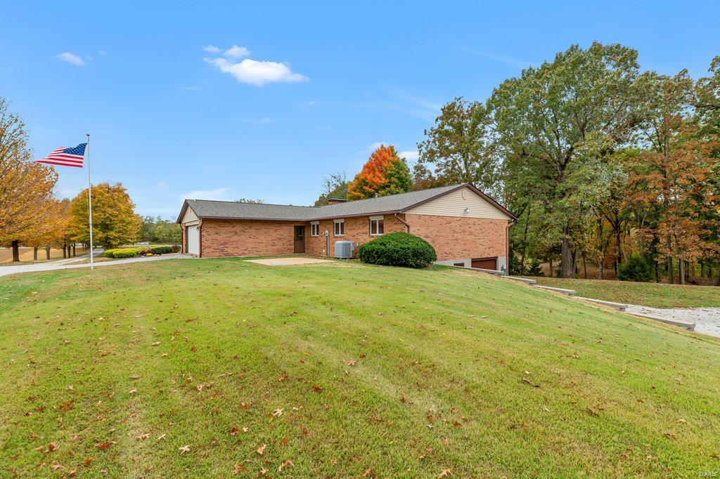 2041 Stemler Road Columbia, IL 62236 - Photo 8 of 49 Gallery Image 8