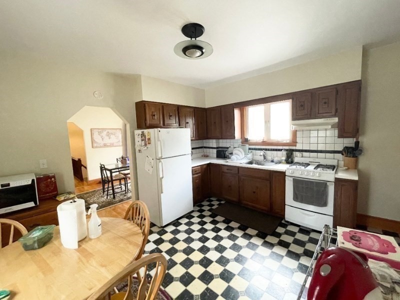 49 Springfield Street, Unit 2 Somerville, MA 02143 - Photo 6 of 15 Gallery Image 6