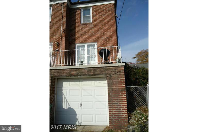 1527 Roundhill Road Baltimore, MD 21218 - Photo 13 of 16 Exterior (Rear)