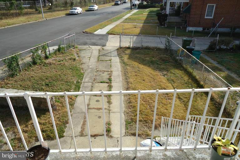 1527 Roundhill Road Baltimore, MD 21218 - Photo 16 of 16 Exterior (Rear)