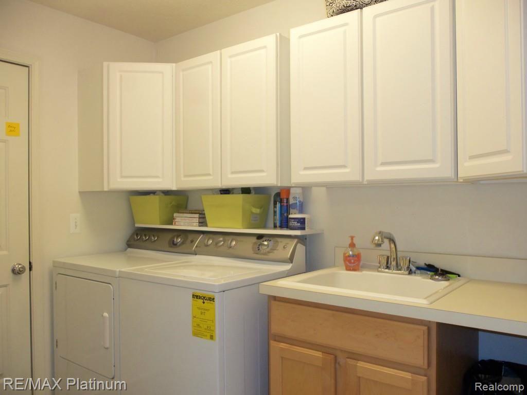 83 Sedum Road Howell, MI 48843 - Photo 7 of 18 Laundry Room
