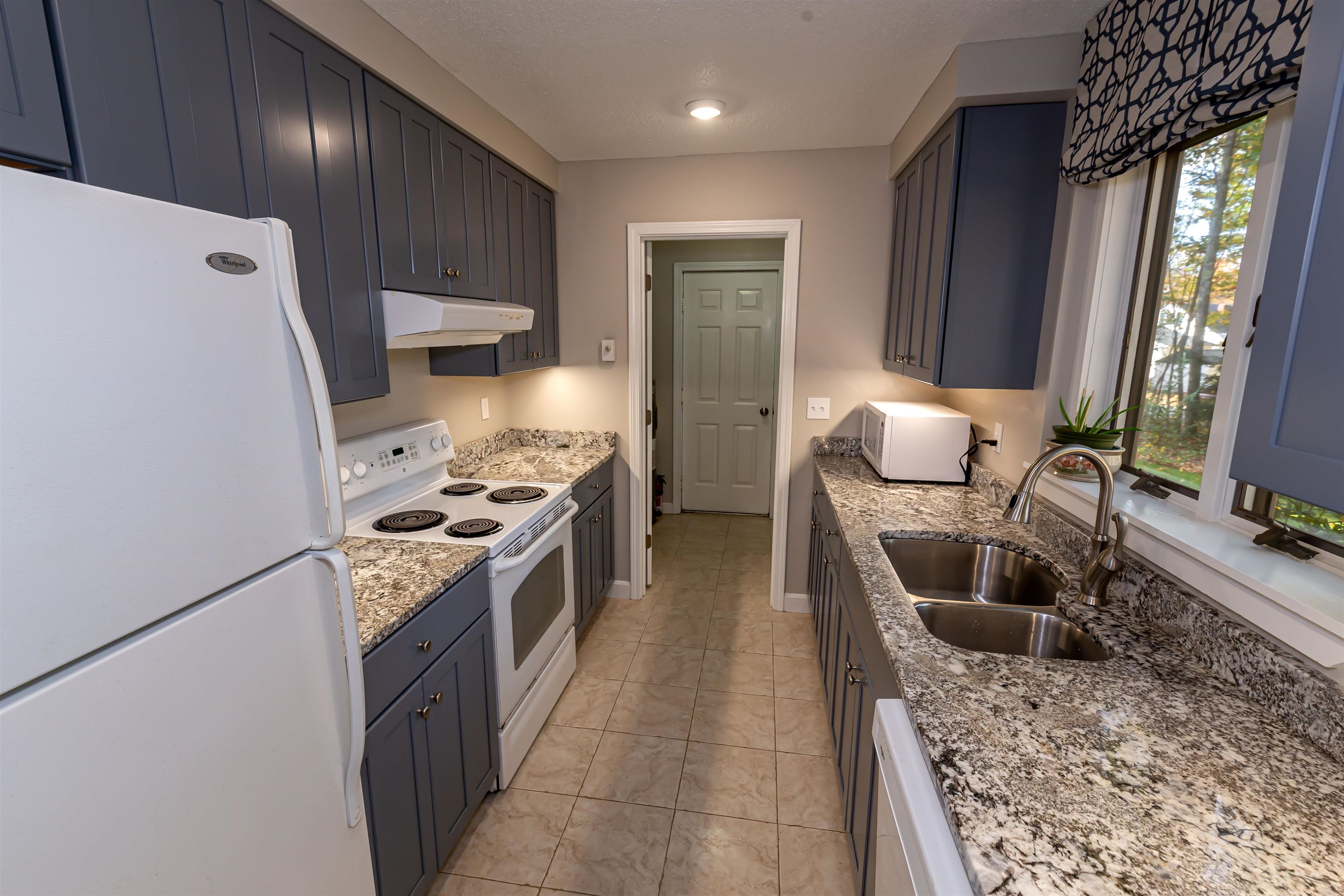 165 Old Rochester Road Somersworth, NH 03878 - Photo 19 of 39