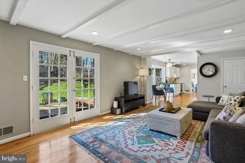 $1,149,000 | 11804 Stonewood Lane, North Bethesda, MD 20852