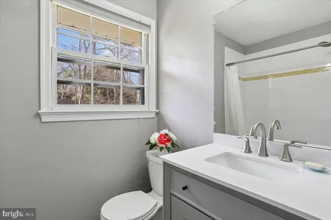 $1,149,000 | 11804 Stonewood Lane, North Bethesda, MD 20852