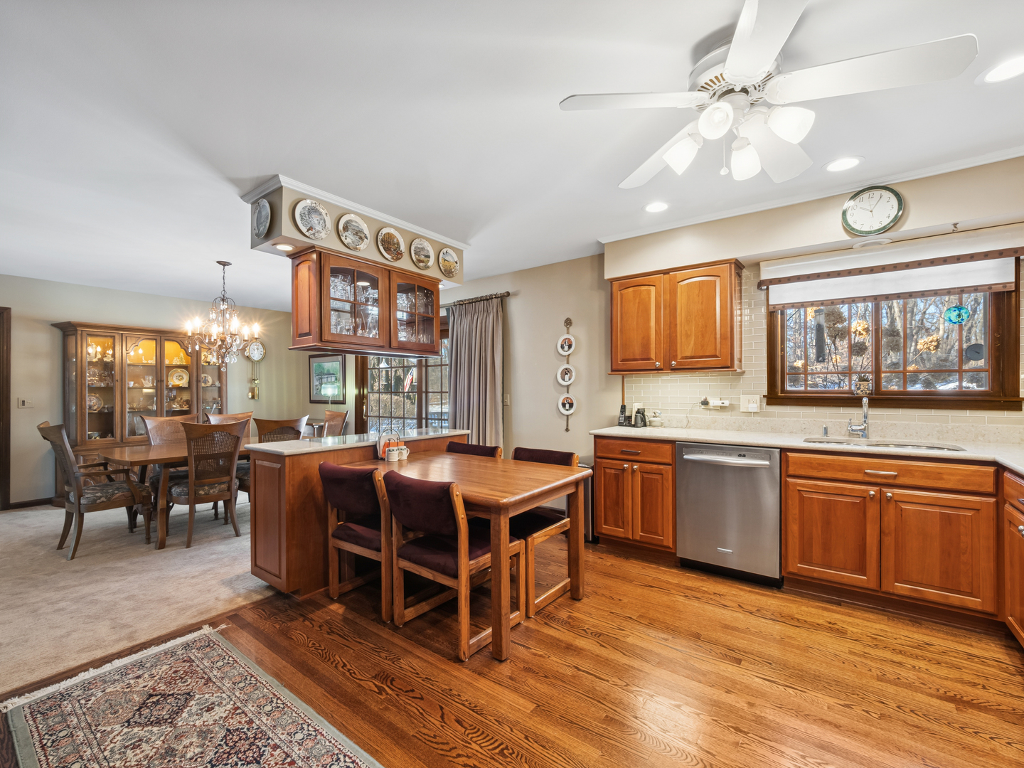 1102 Dennis Lane Streamwood, IL 60107 - Photo 15 of 32