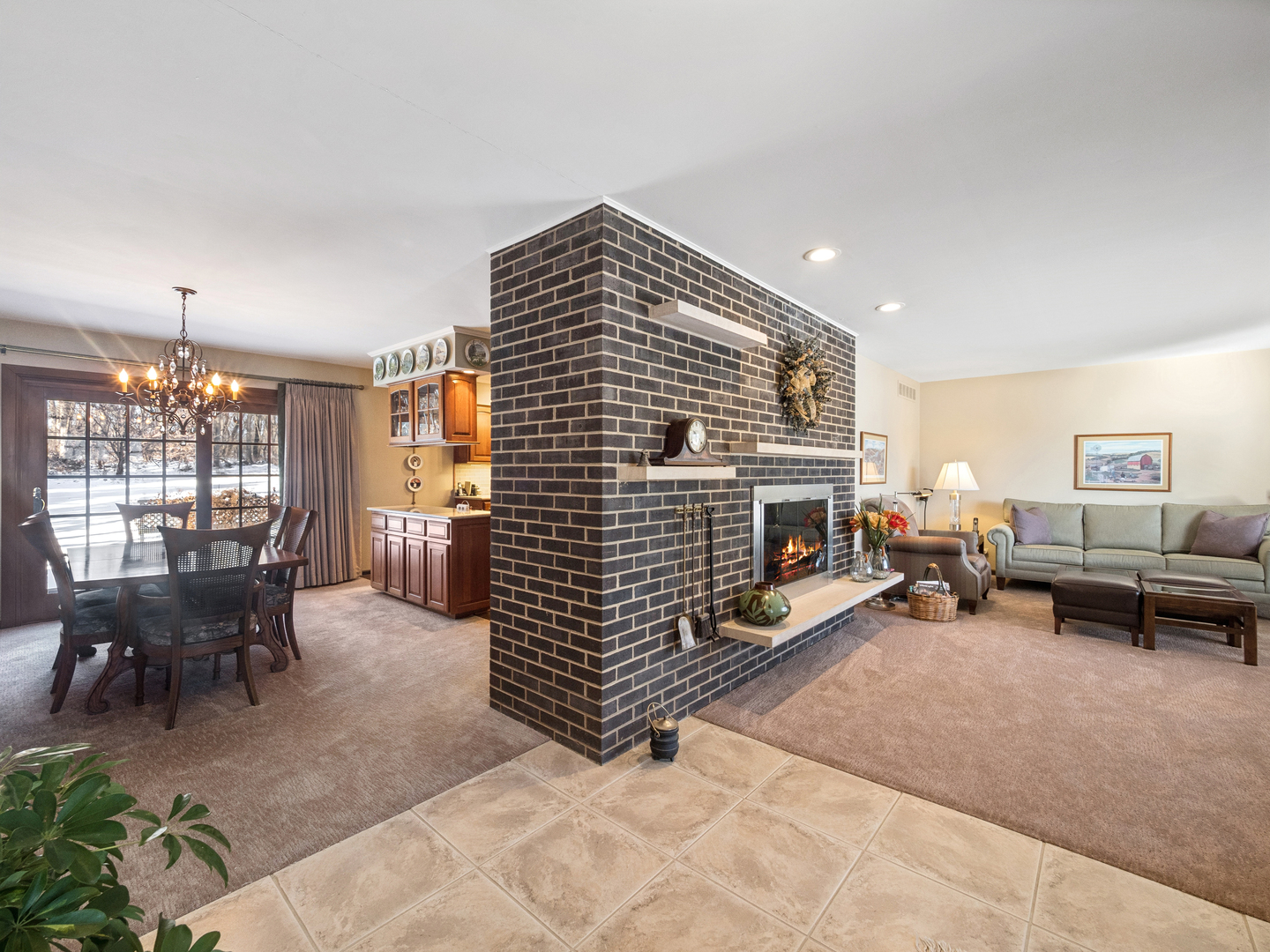 1102 Dennis Lane Streamwood, IL 60107 - Photo 23 of 32