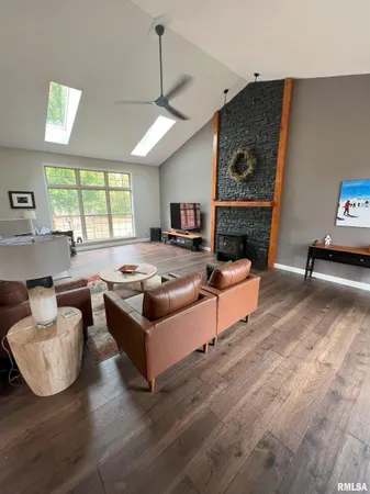 $649,000 | 15104 West Bittersweet Court, Brimfield, IL 61517