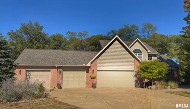 $675,000 | 15104 West Bittersweet Court, Brimfield, IL 61517