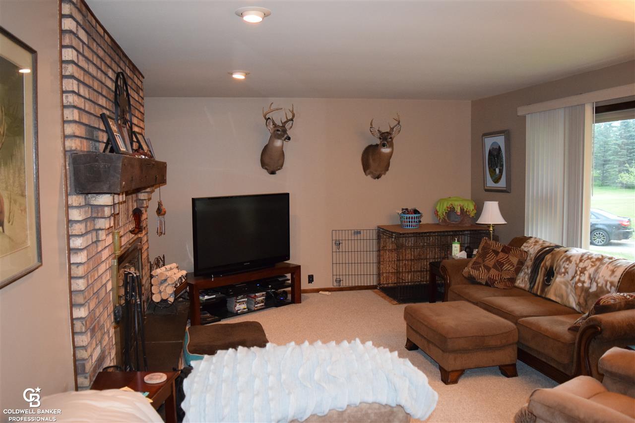 8640 Smiths Creek Road Goodells, MI 48027 - Photo 23 of 41 31244813-22.JPG