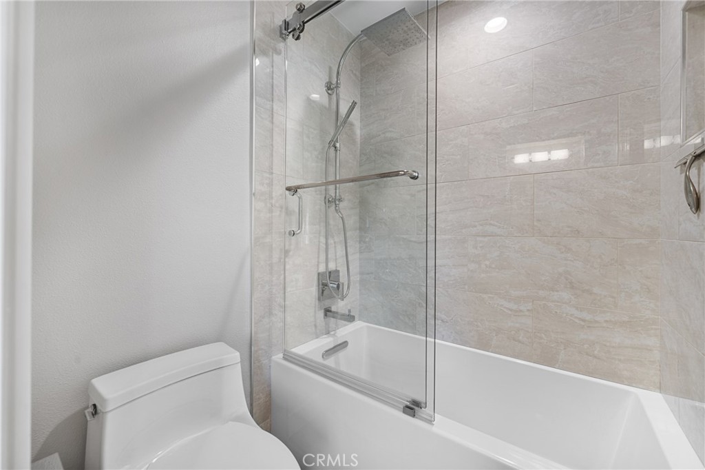 151 Canyoncrest Irvine, CA 92603 - Photo 18 of 22