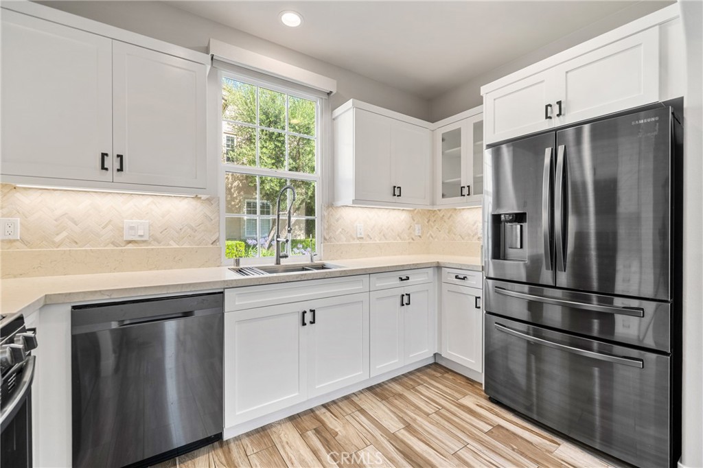 151 Canyoncrest Irvine, CA 92603 - Photo 9 of 22