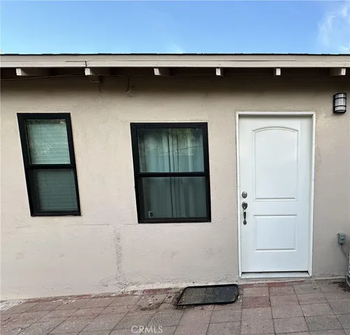 $1,675 | 4764 Indian Hill Road, Riverside, CA 92501