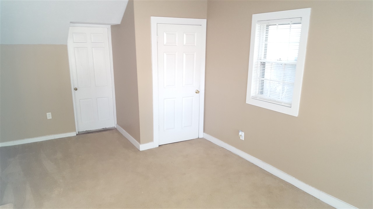 1087 Inman Road Memphis, TN 38111 - Photo 17 of 25 Den/Office