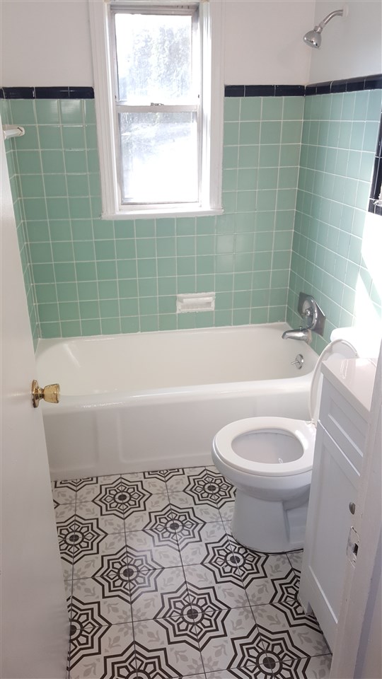 1087 Inman Road Memphis, TN 38111 - Photo 9 of 25 New floor tile