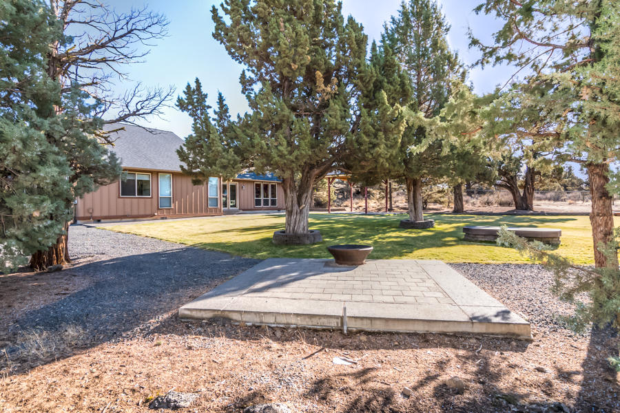 62015 Byram Road Bend, OR 97701 - Photo 12 of 56 Byram Rd 62015 (13 of 55)