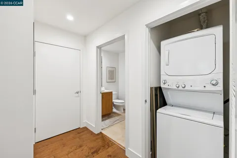 $425,000 | 438 West Grand Avenue, Unit 432, Oakland, CA 94612